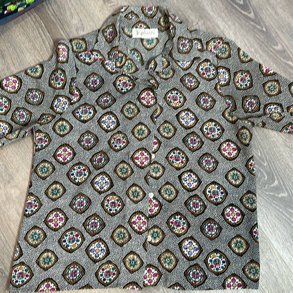 Jordan woman’s vintage button up